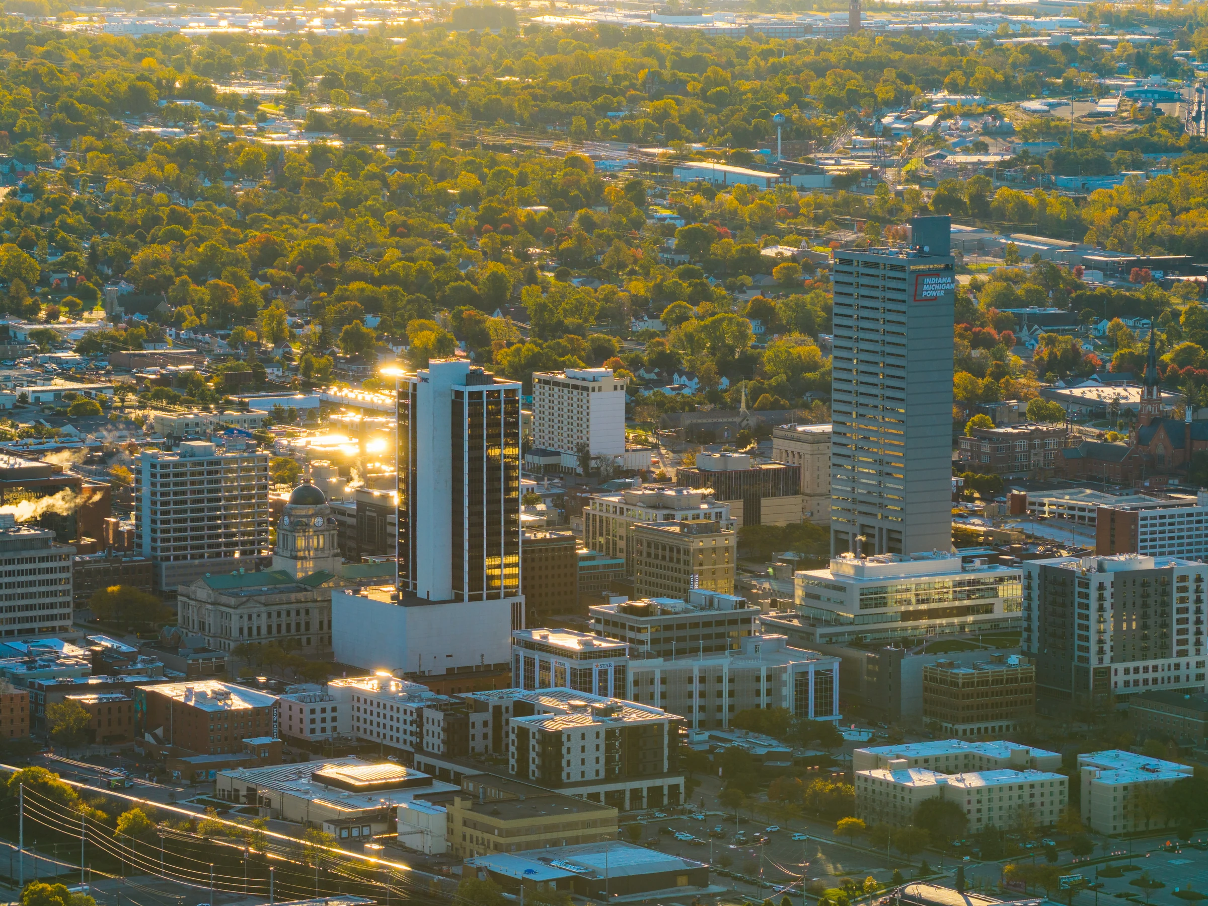 Fort Wayne, Indiana — Morning, downtown.